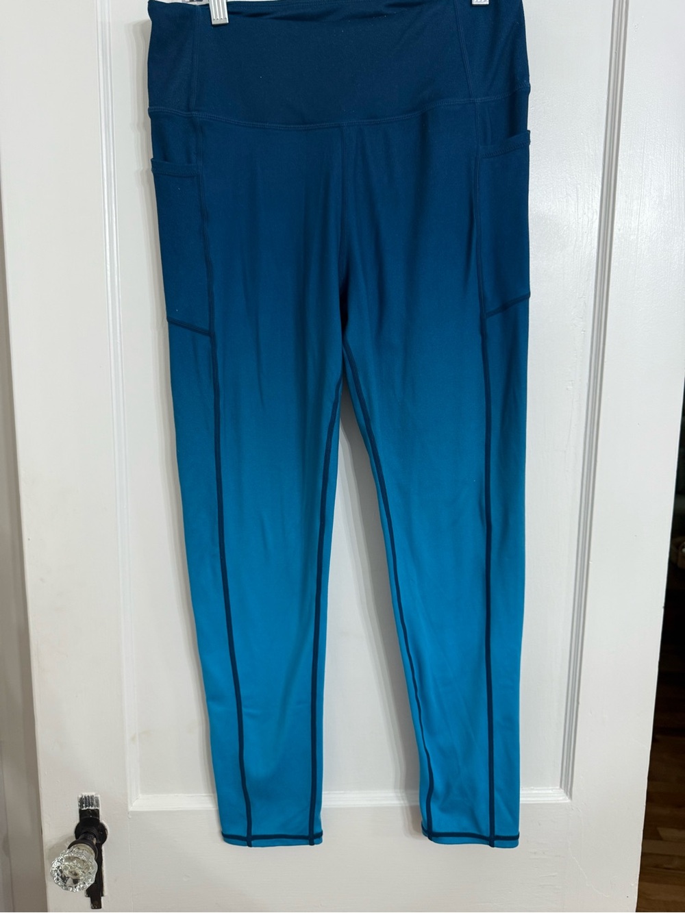 Blue Ombré High-Waist Pocket Leggings from the Vibes Collection